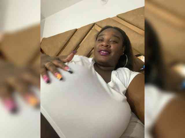 Chantellexoti webcam