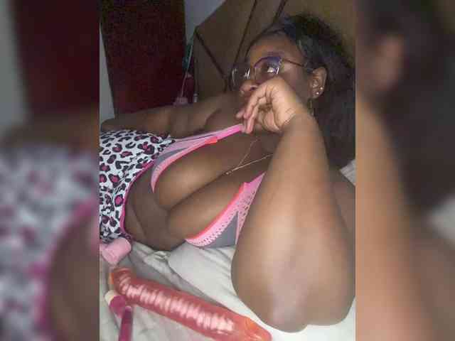 Chantellexoti webcam