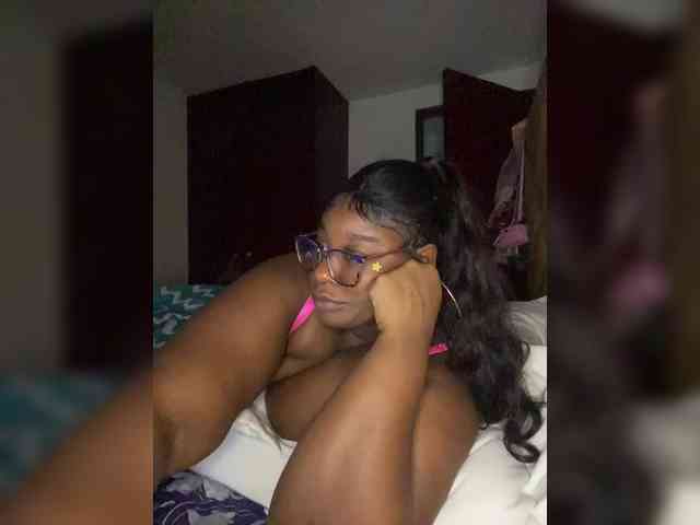 Chantellexoti webcam