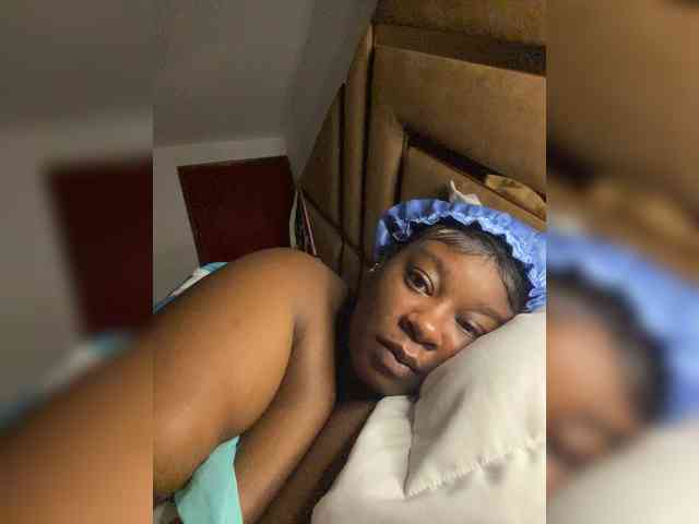 Chantellexoti webcam