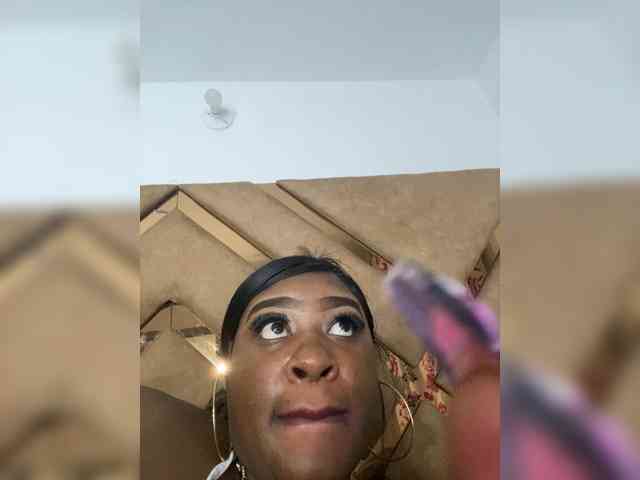 Chantellexoti webcam