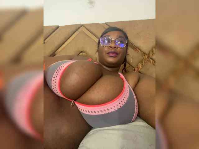 Chantellexoti webcam
