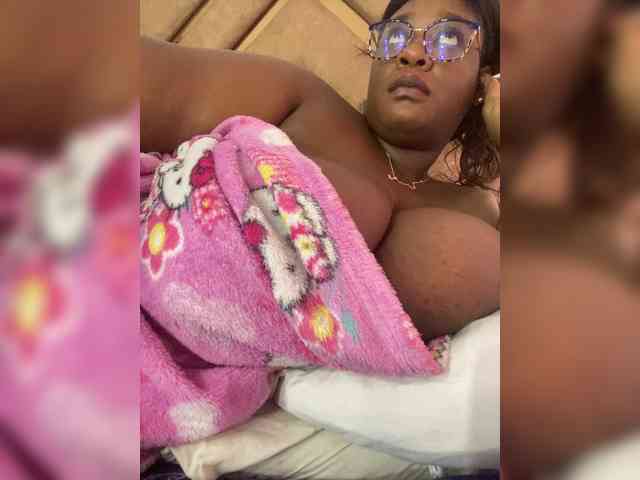 Chantellexoti webcam