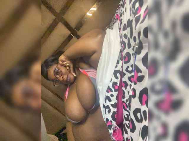 Chantellexoti webcam