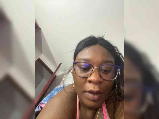 Chantellexoti webcam