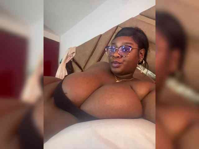 Chantellexoti webcam