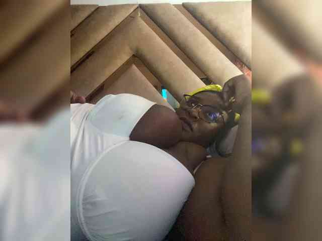 Chantellexoti webcam