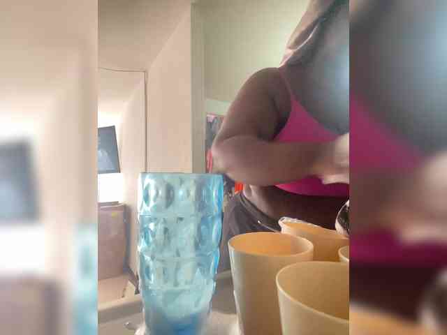 Chantellexoti webcam