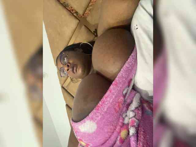 Chantellexoti webcam
