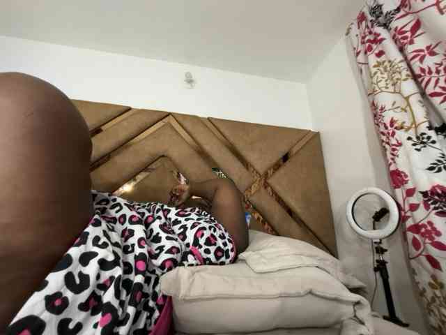 Chantellexoti webcam