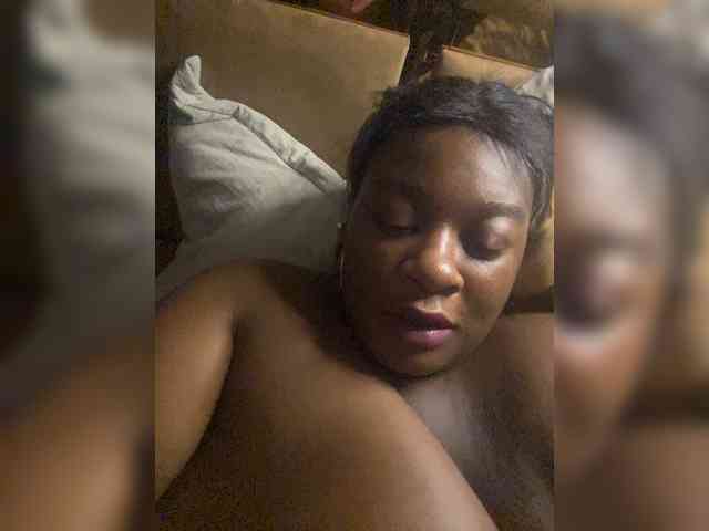 Chantellexoti webcam