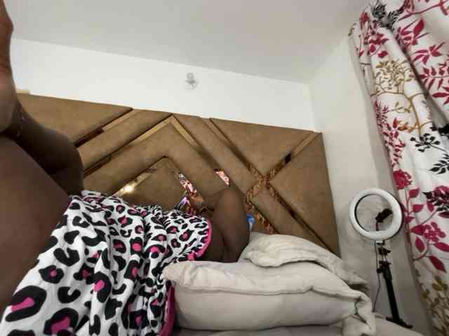 Chantellexoti webcam