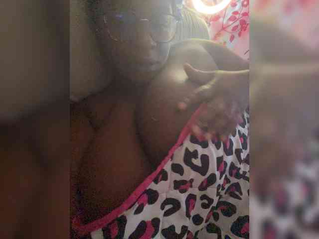Chantellexoti webcam