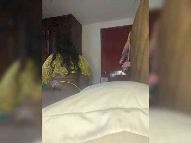 Chantellexoti webcam