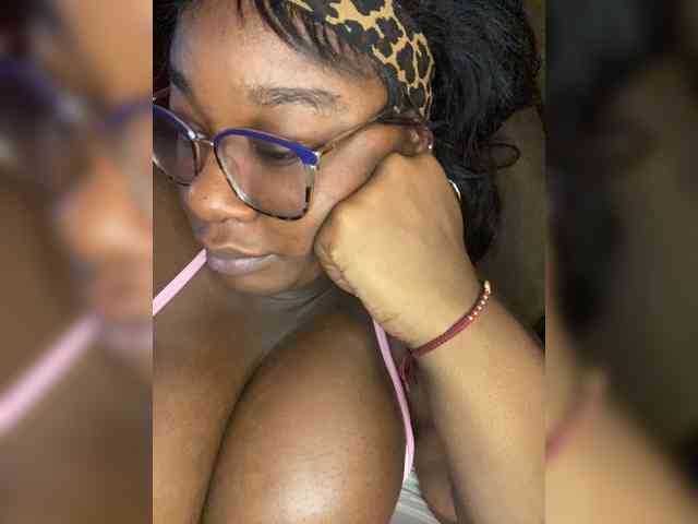 Chantellexoti webcam