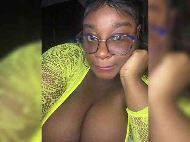 Chantellexoti webcam