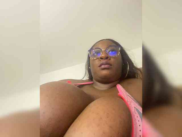 Chantellexoti webcam