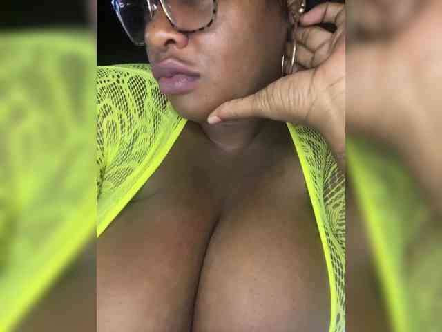 Chantellexoti webcam