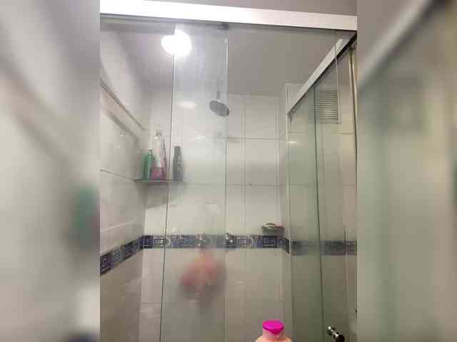 Chantellexoti webcam