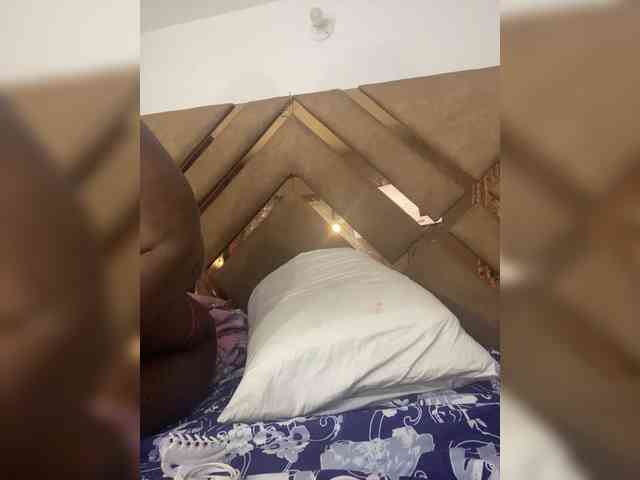 Chantellexoti webcam