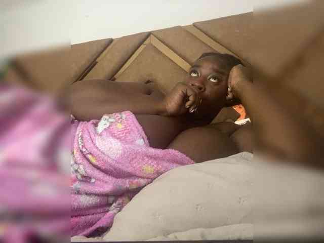 Chantellexoti webcam