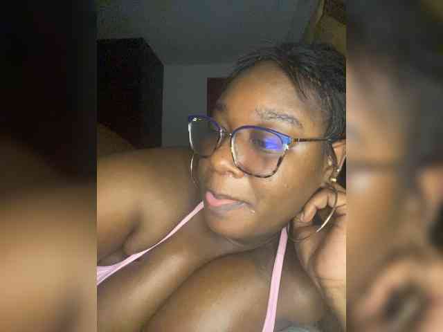 Chantellexoti webcam