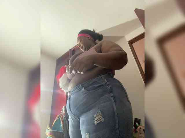 Chantellexoti webcam