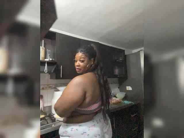 Chantellexoti webcam