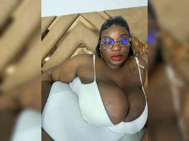 Chantellexoti webcam