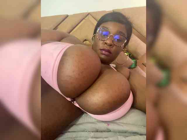 Modelo: Chantellexoti