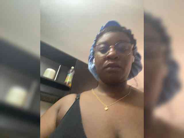 Chantellexoti webcam