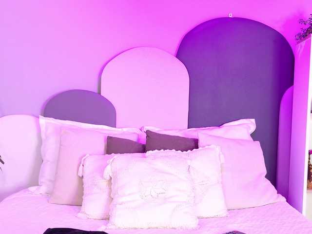 SophieGomez2 webcam