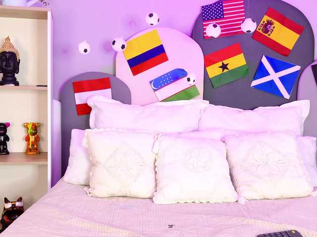 SophieGomez2 live cam on UnifiedCams