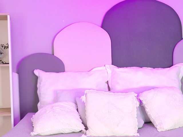 SophieGomez2 live cam preview