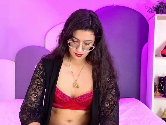 SophieGomez2