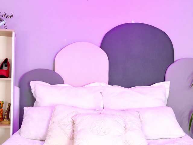 SophieGomez2 live webcam show