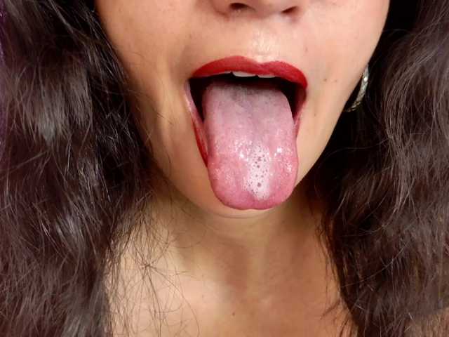 SophieGomez2 live cam on BongaCams