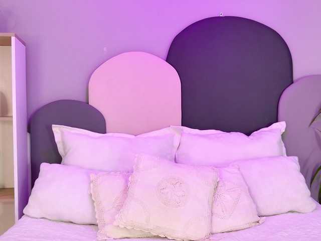 SophieGomez2 live cam preview