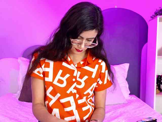 SophieGomez2
