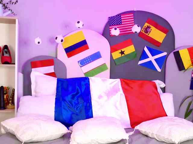 SophieGomez2 webcam