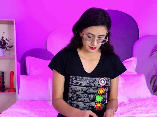SophieGomez2 webcam