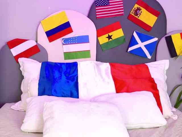 SophieGomez2 webcam