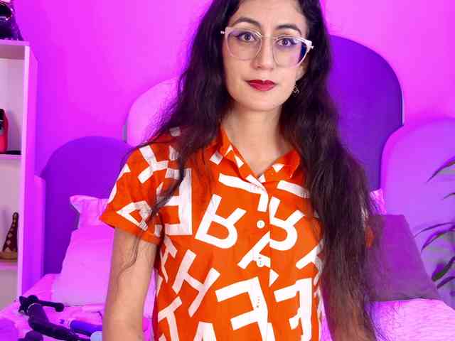 SophieGomez2 webcam