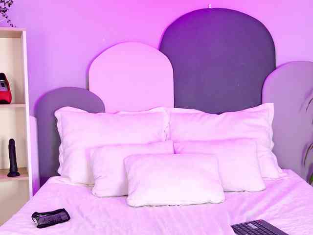 SophieGomez2 webcam