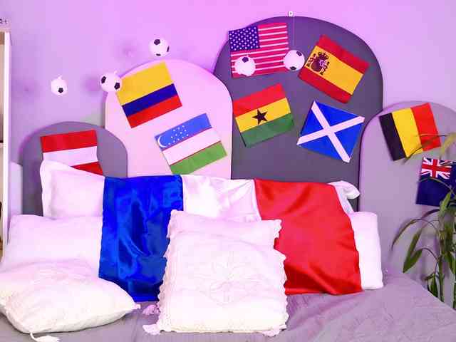SophieGomez2 webcam