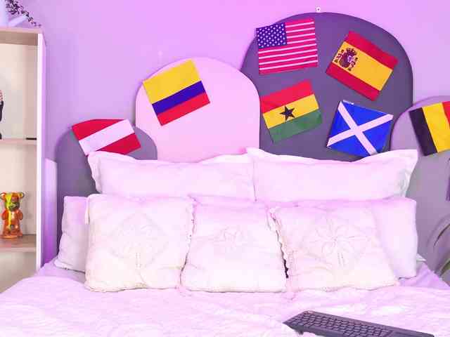 SophieGomez2 webcam
