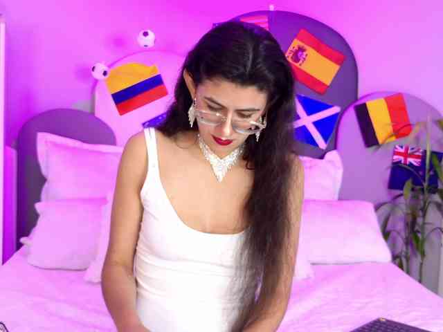 SophieGomez2 webcam