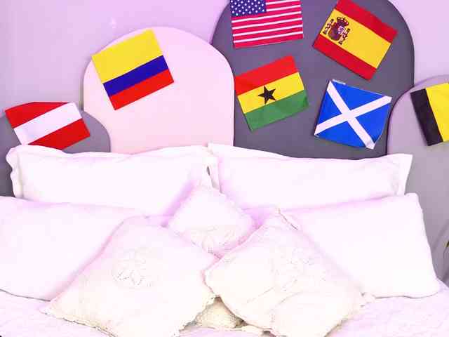 SophieGomez2 webcam