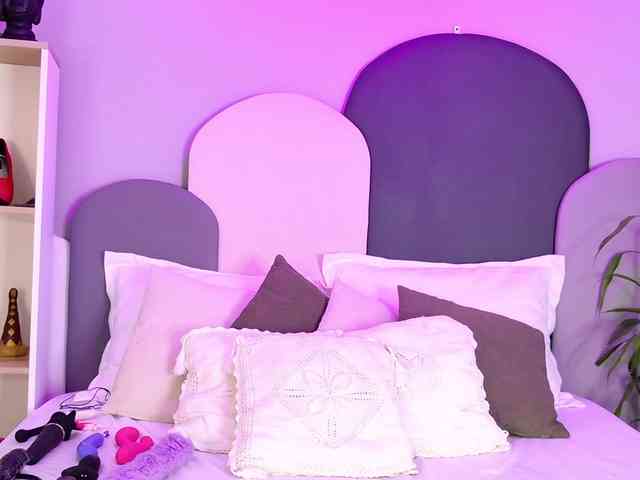 SophieGomez2 webcam