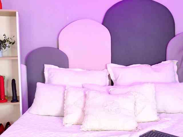 SophieGomez2 webcam